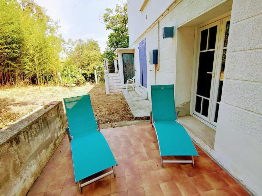 Maison de charme à 200 bord de mer, terrasse, jardin- Lesclesdenicole Le Pradet Esterno foto